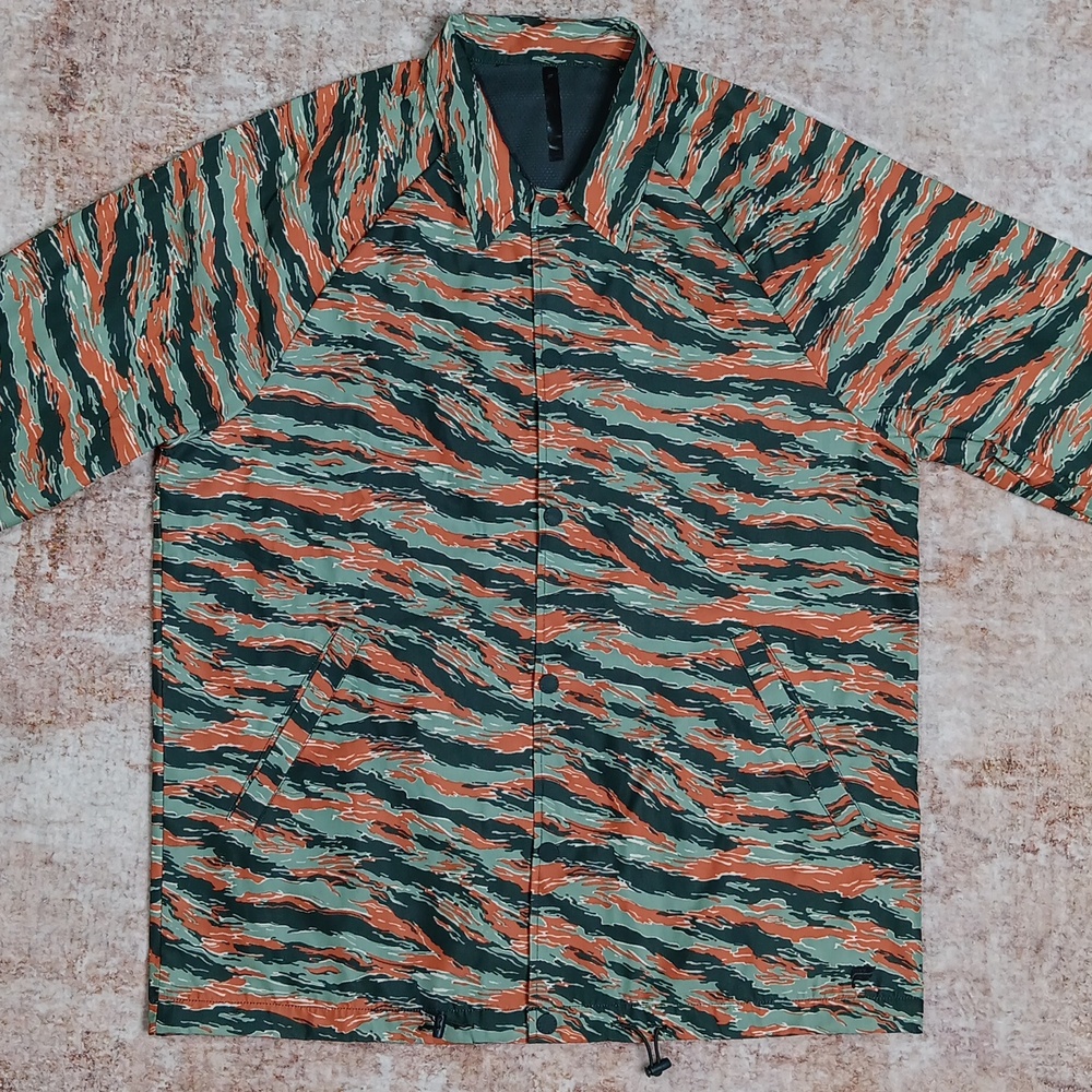 Fabletics Only Coaches Printed Rain Jacket Medium - image 4